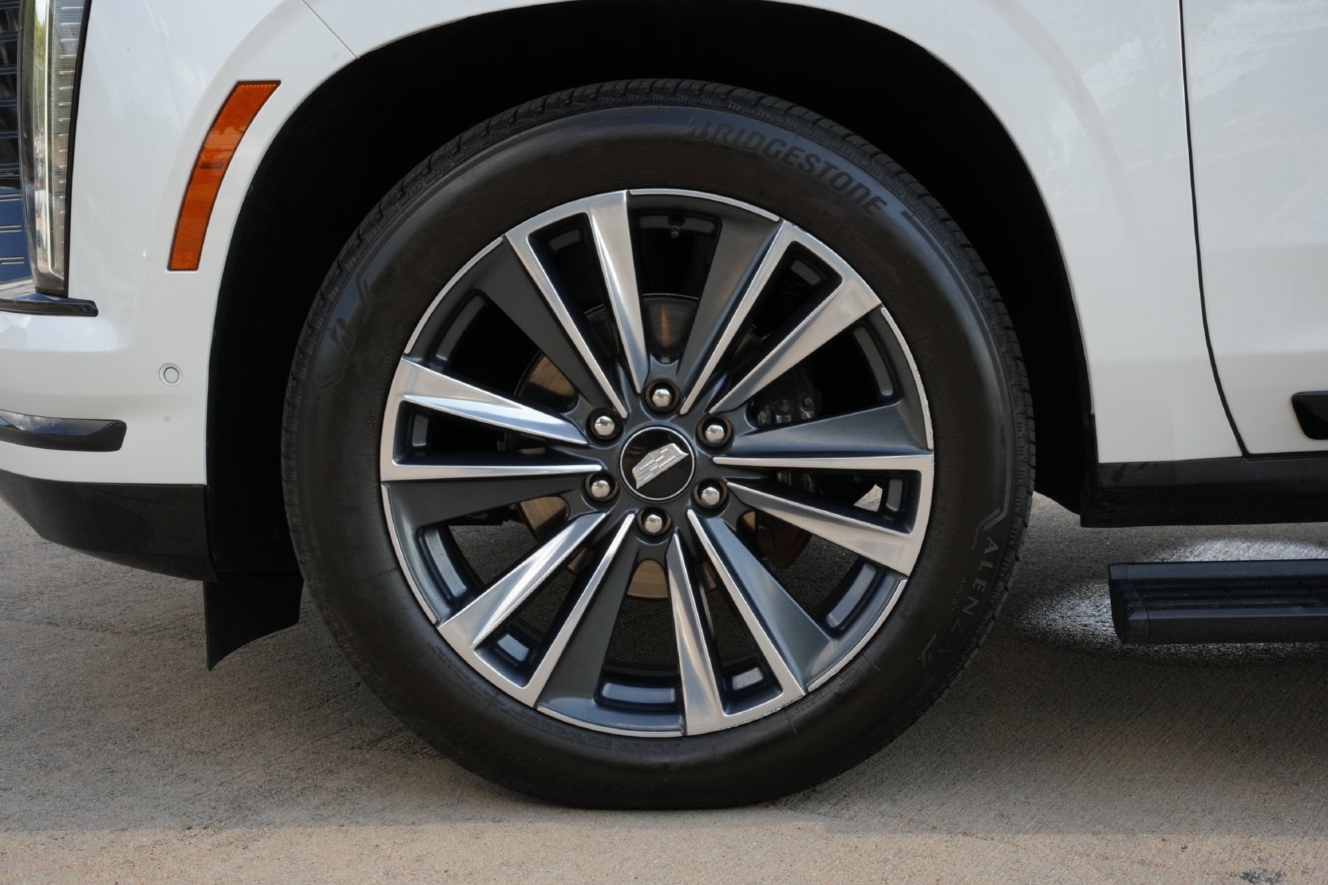 2025 Cadillac Escalade Sport