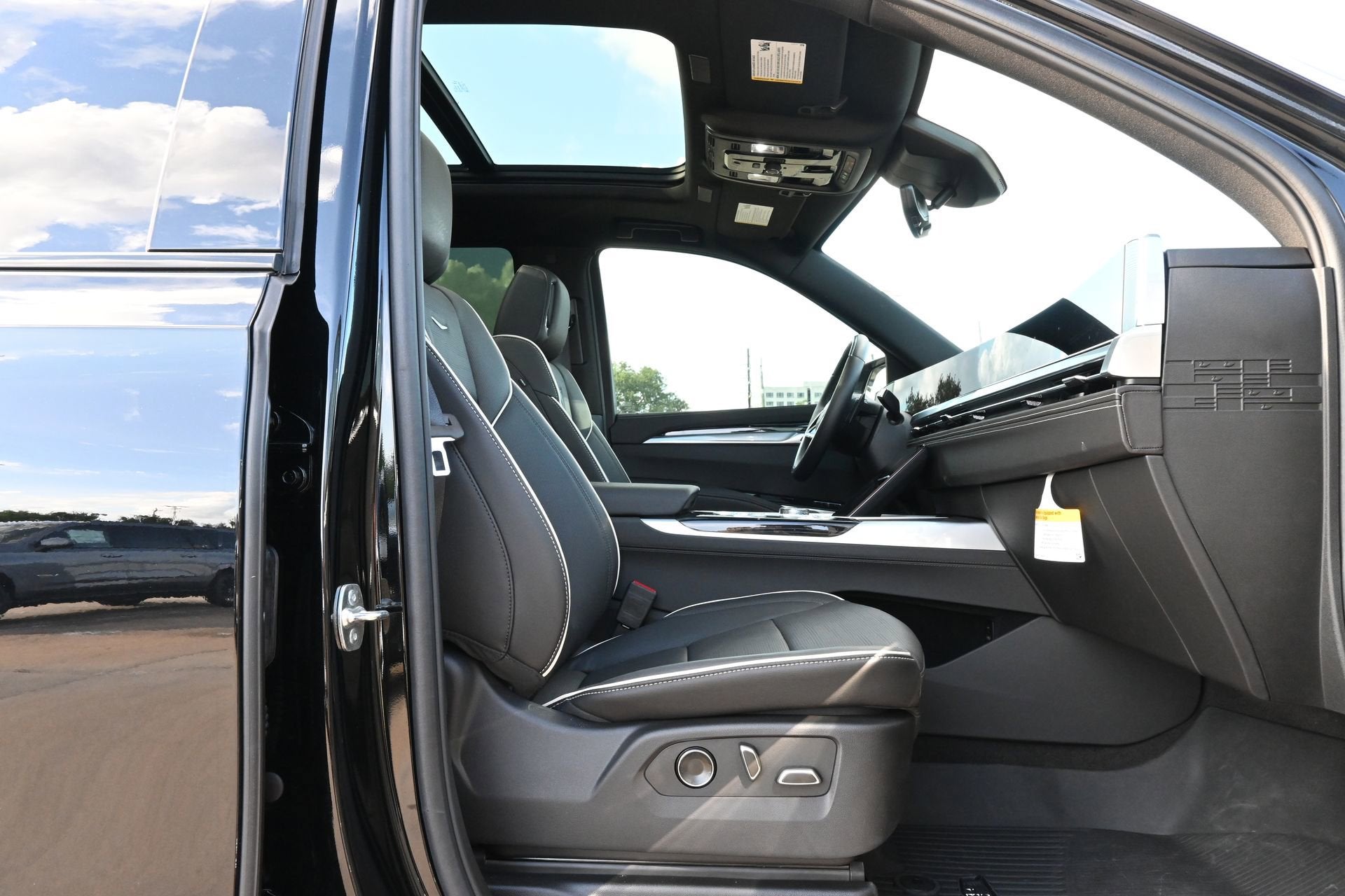 2025 Cadillac Escalade Sport