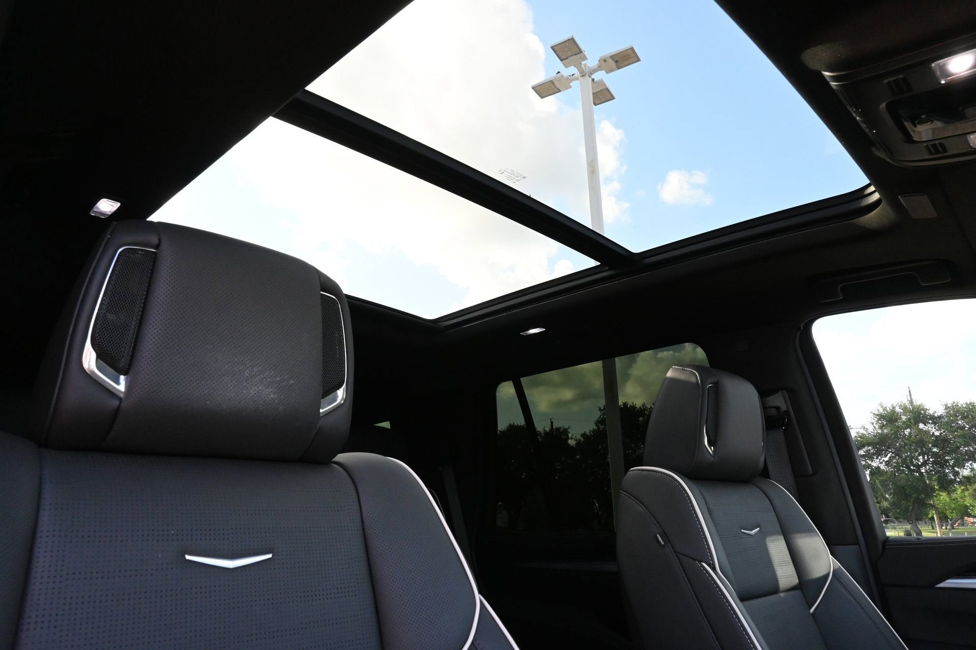 2025 Cadillac Escalade Sport