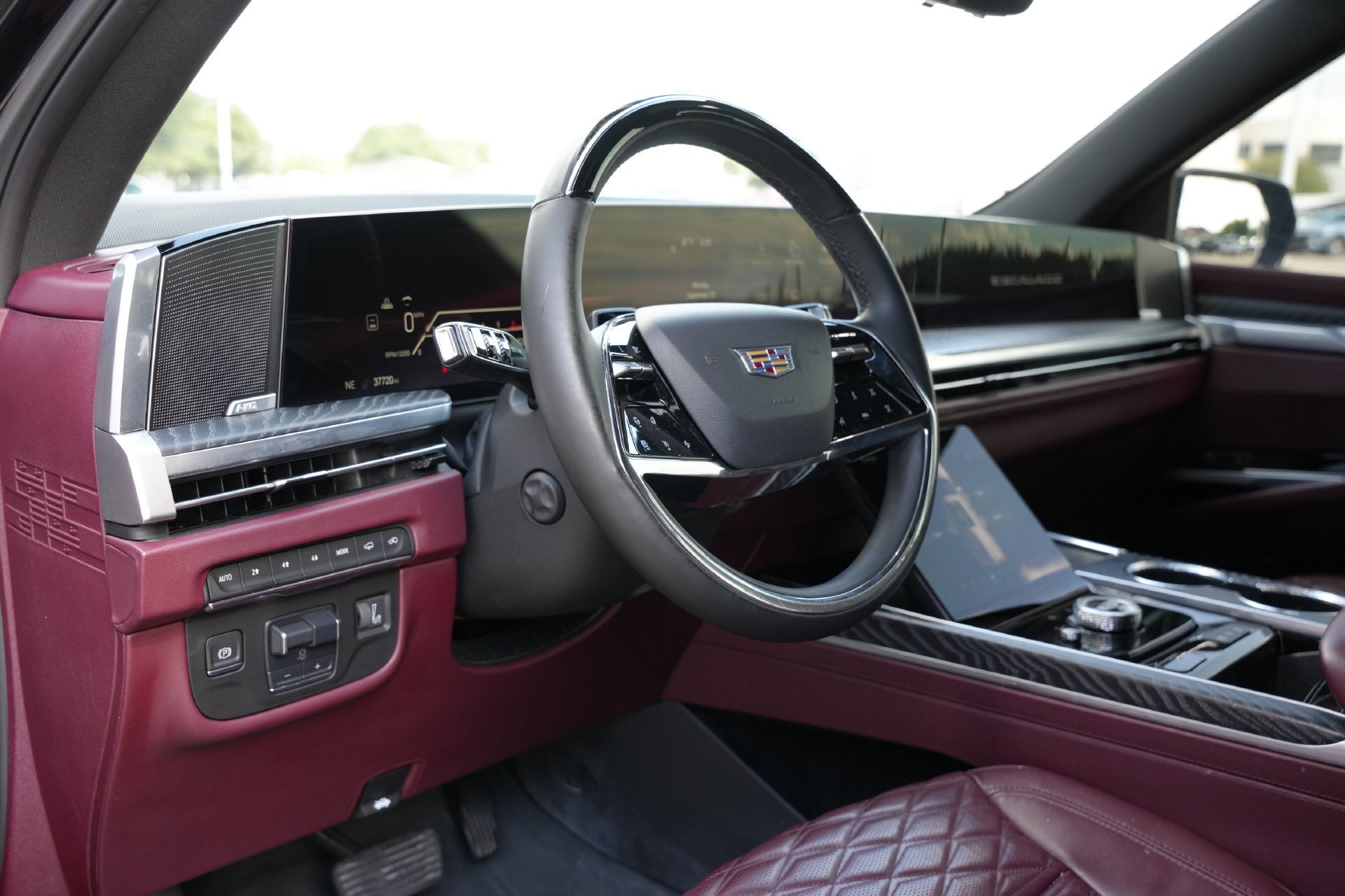 2025 Cadillac Escalade Sport