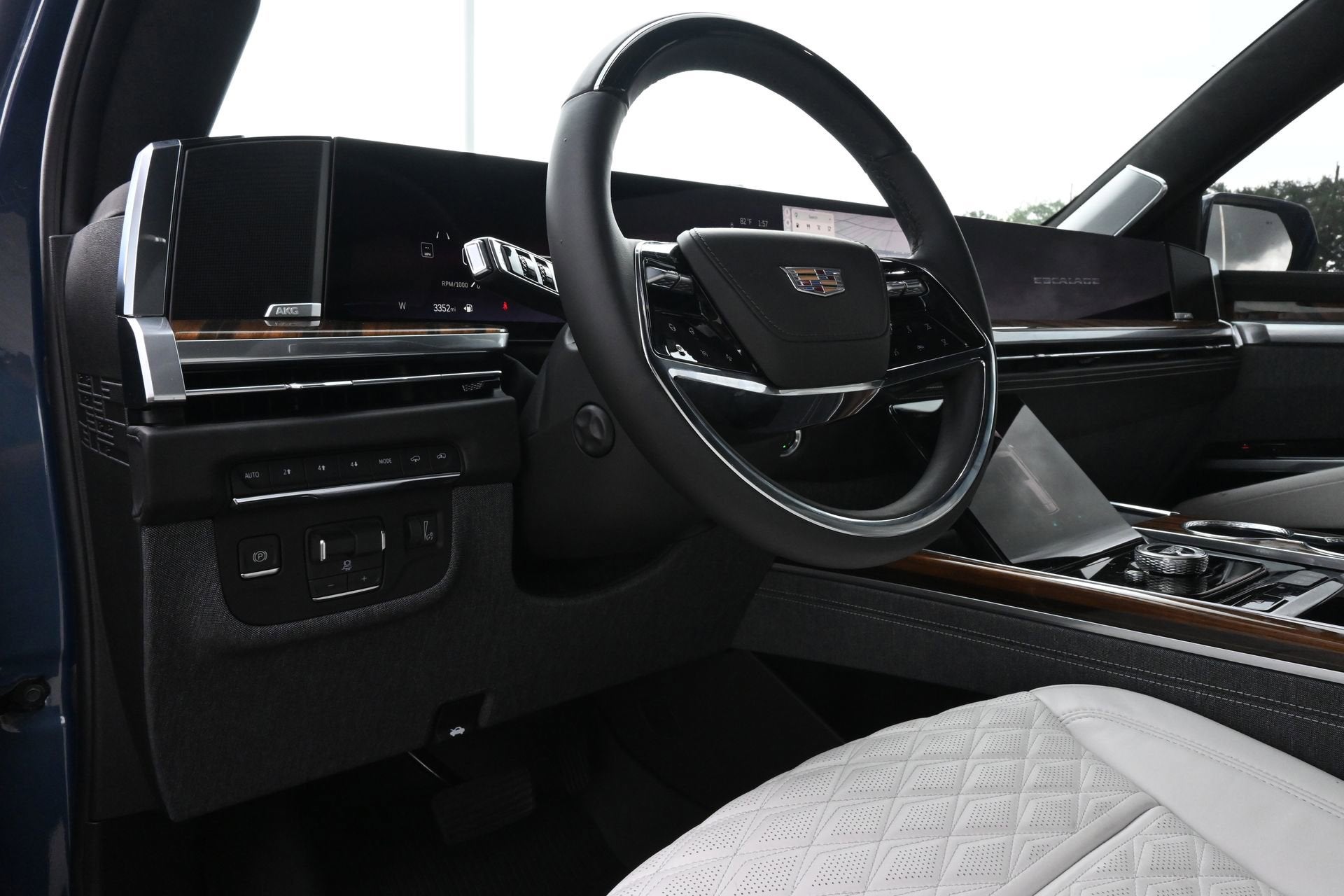 2026 Cadillac Escalade Platinum Sport