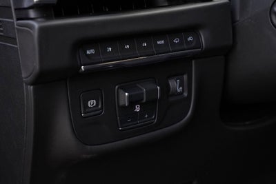 2025 Cadillac Escalade Sport Platinum