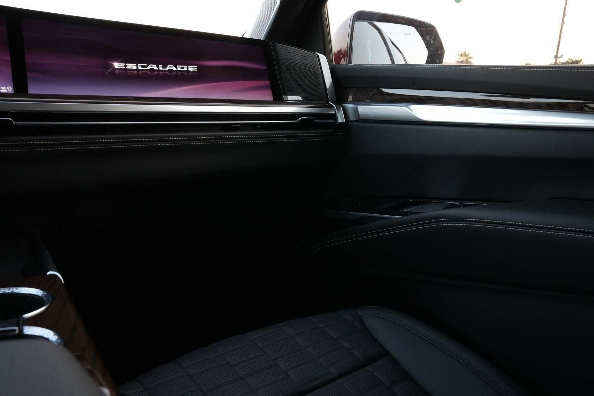 2025 Cadillac Escalade Sport Platinum