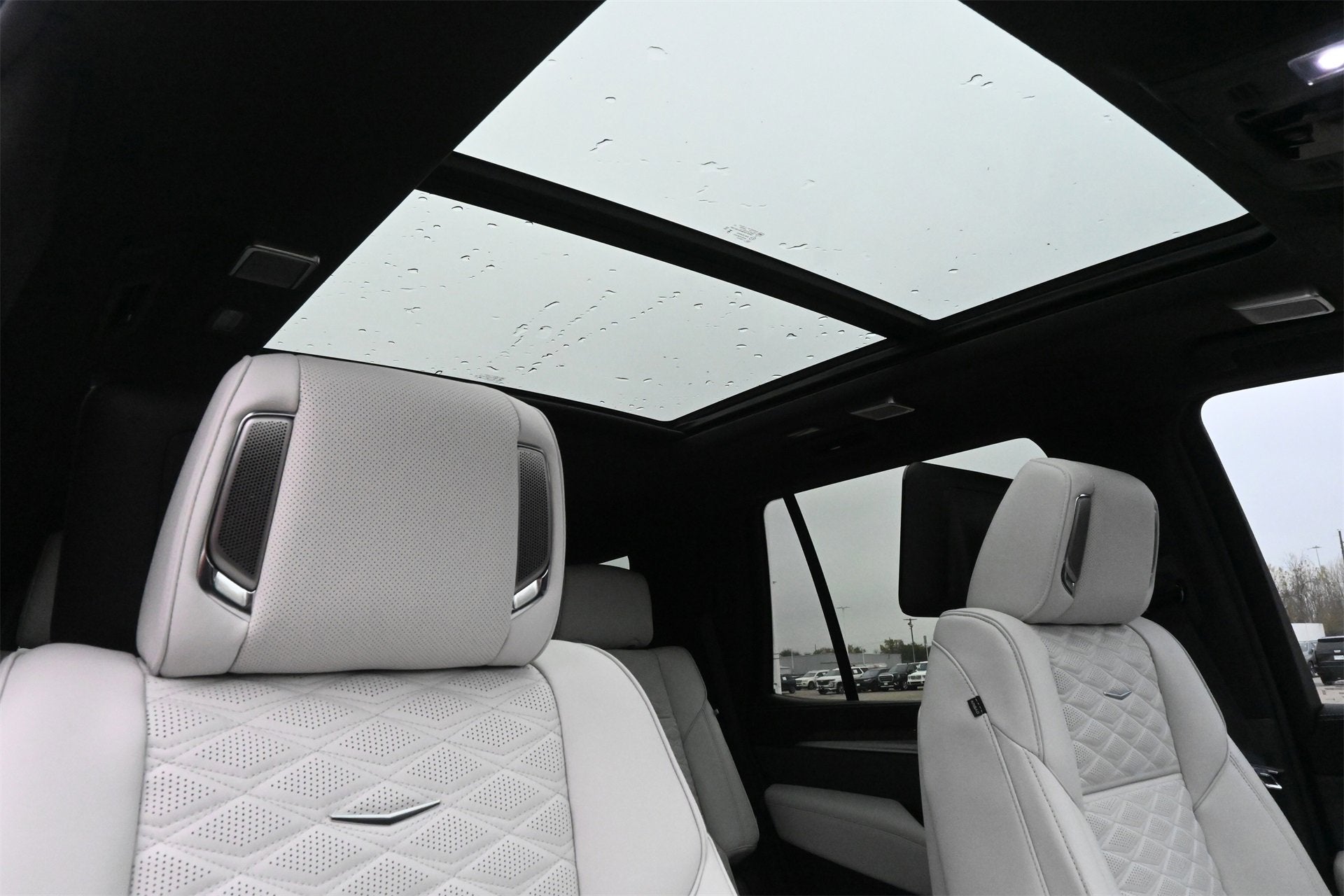 2025 Cadillac Escalade Sport Platinum