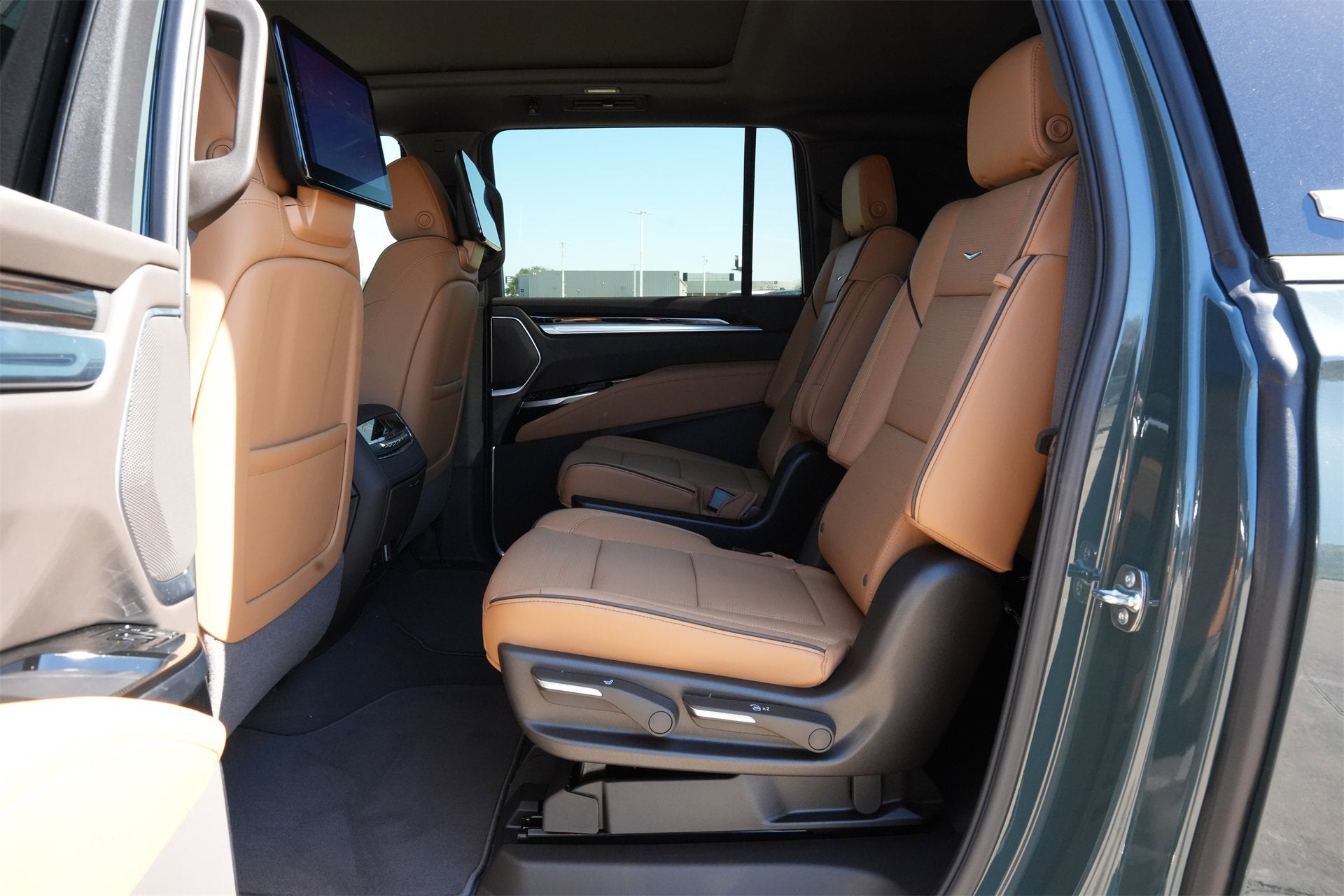 2026 Cadillac Escalade ESV Luxury