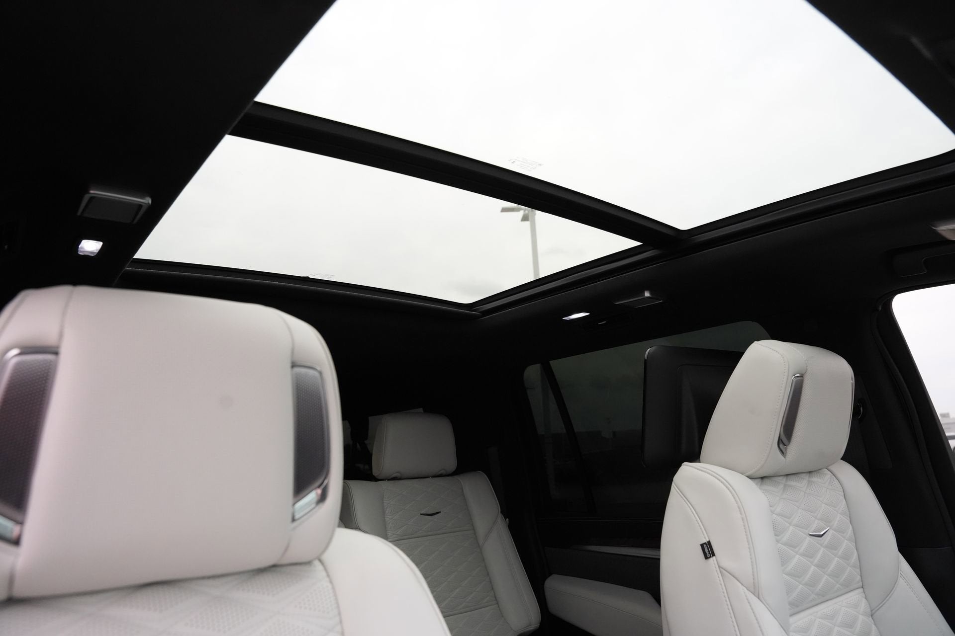 2025 Cadillac Escalade ESV Sport Platinum