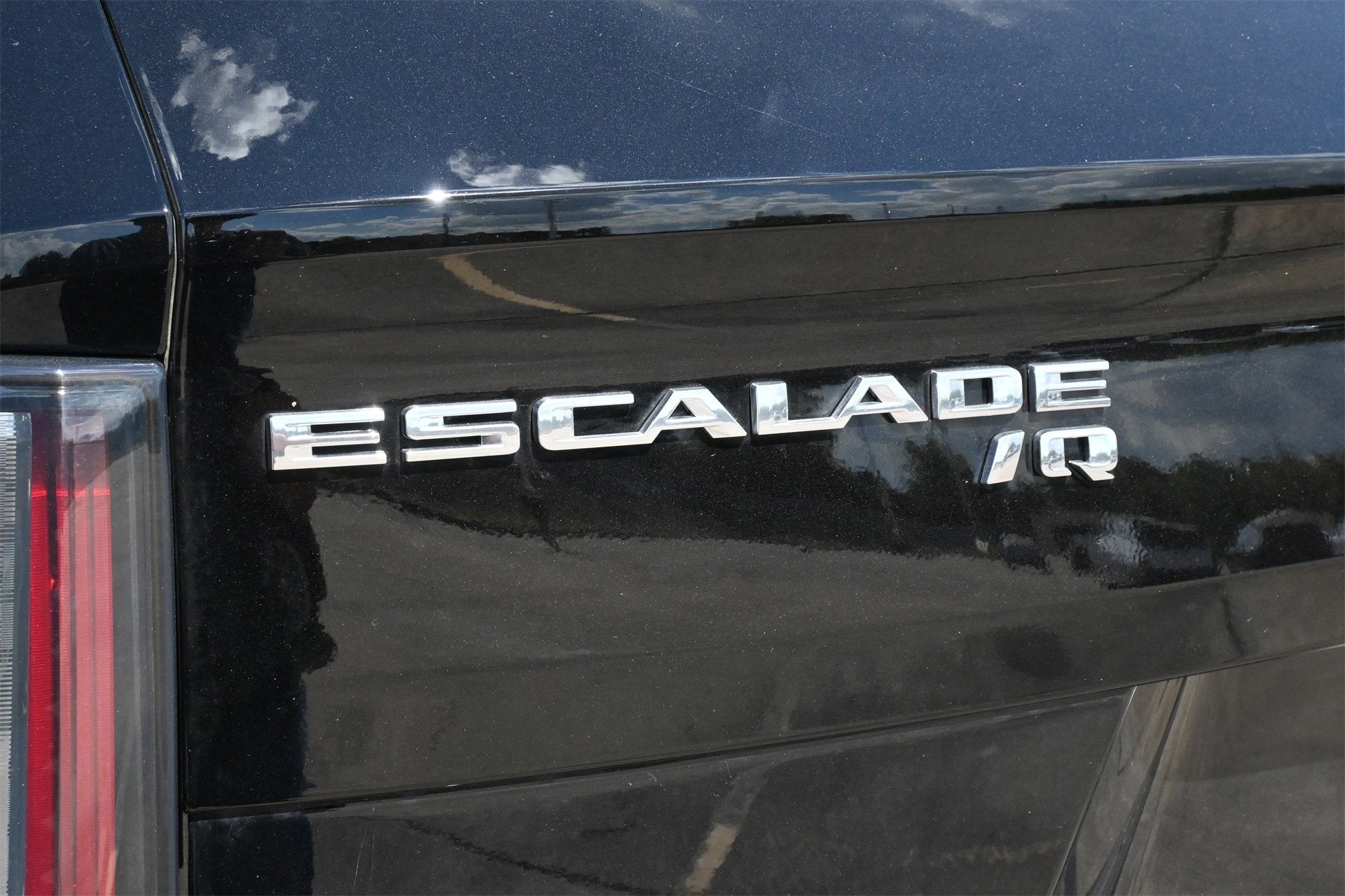 2025 Cadillac ESCALADE IQ Luxury 1