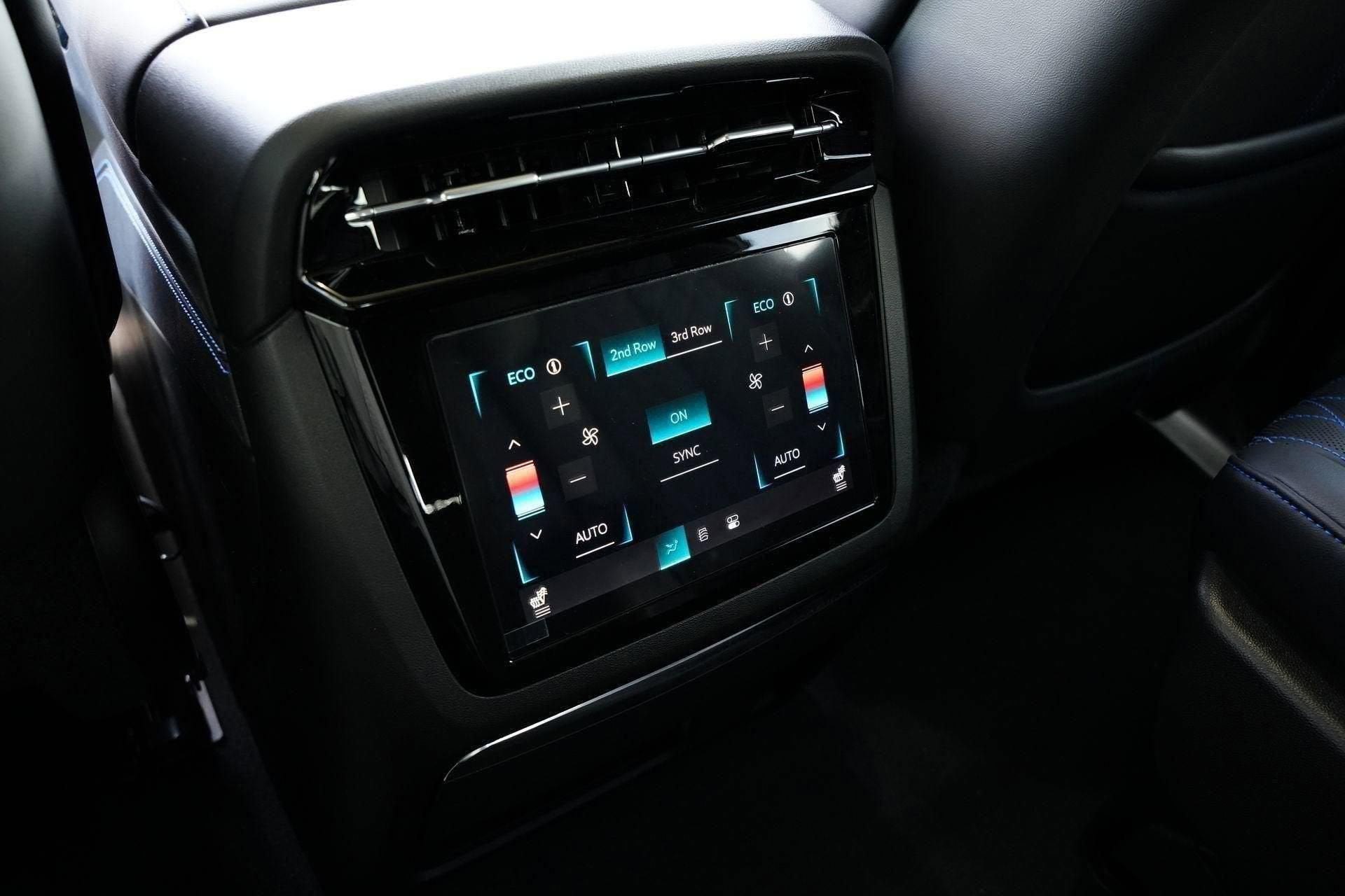 2026 Cadillac ESCALADE IQ Luxury