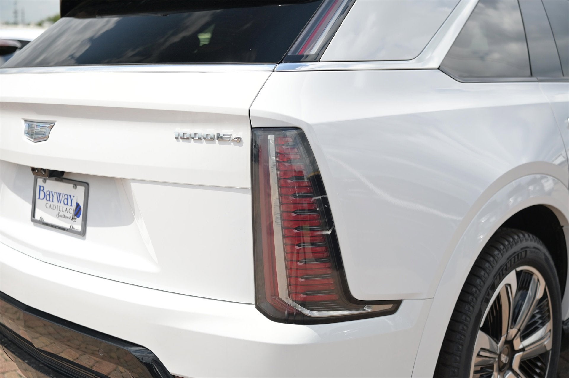 2025 Cadillac ESCALADE IQ Luxury 2