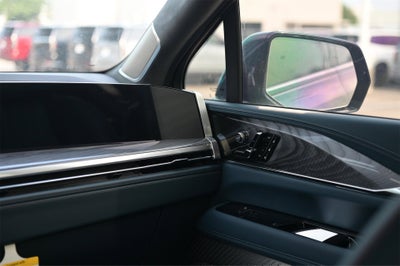 2025 Cadillac ESCALADE IQ Luxury 2