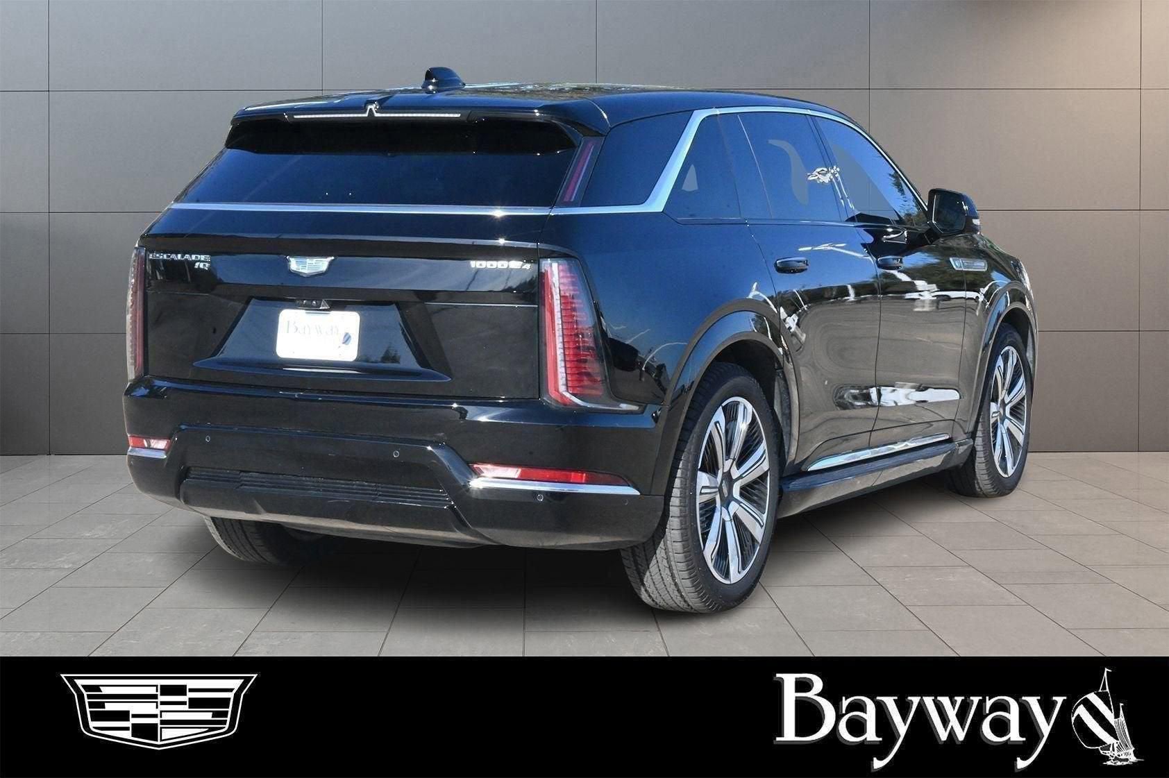 2025 Cadillac ESCALADE IQ Luxury 2