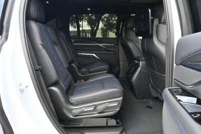 2026 Cadillac ESCALADE IQ Sport