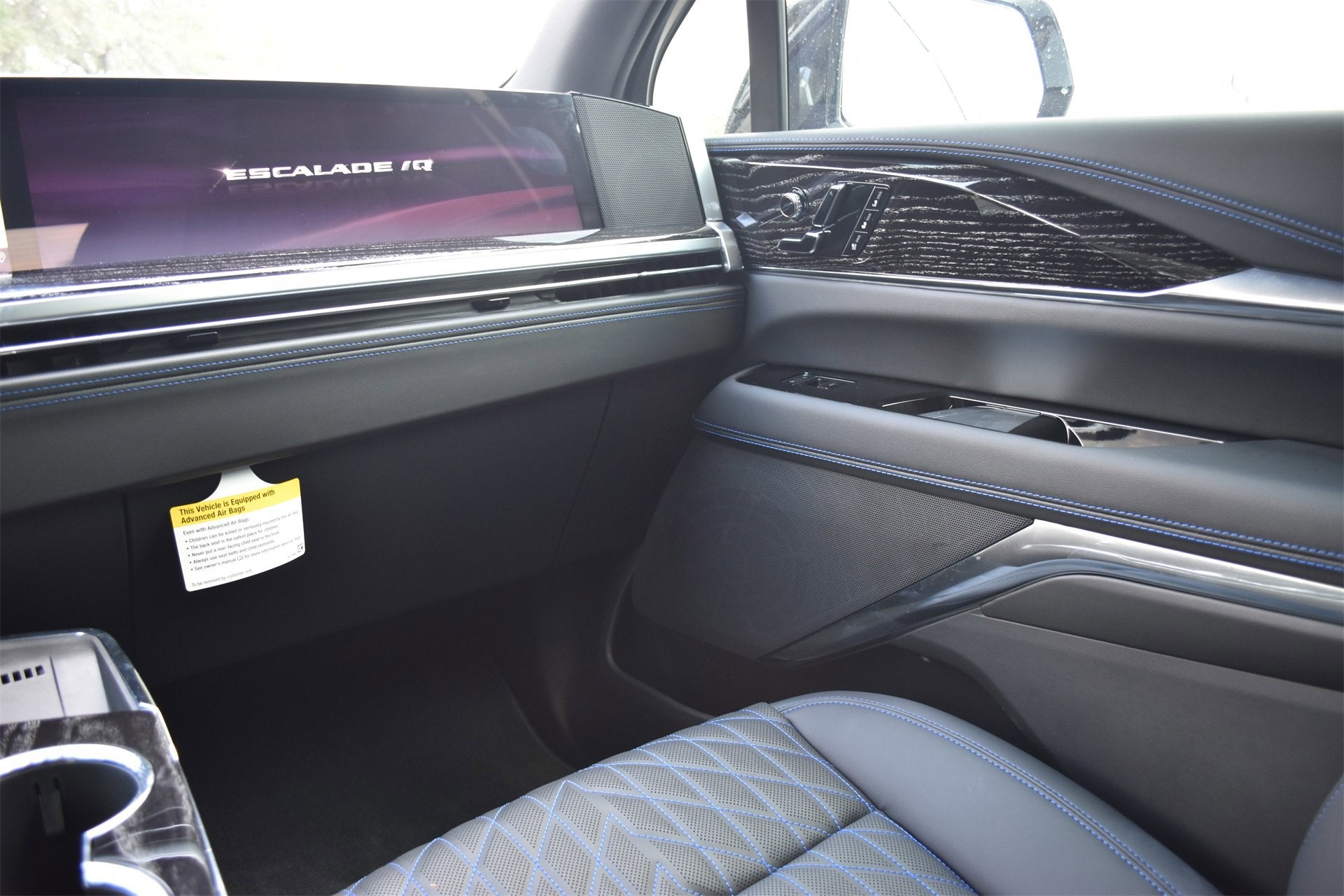 2026 Cadillac ESCALADE IQ Sport