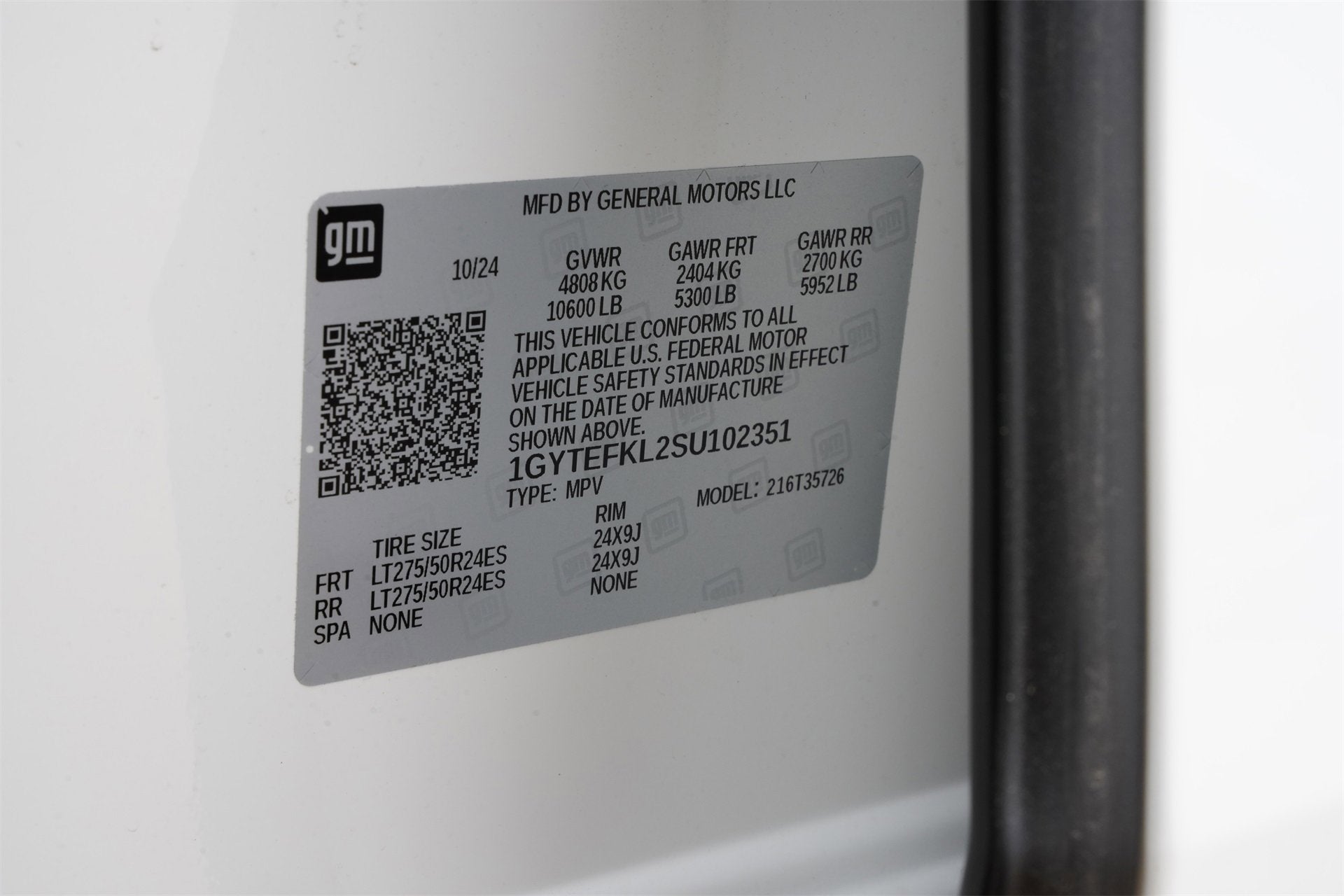 2025 Cadillac ESCALADE IQ Sport 2