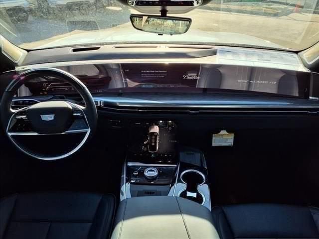 2025 Cadillac ESCALADE IQ Sport 2