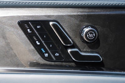 2025 Cadillac ESCALADE IQ Sport 2