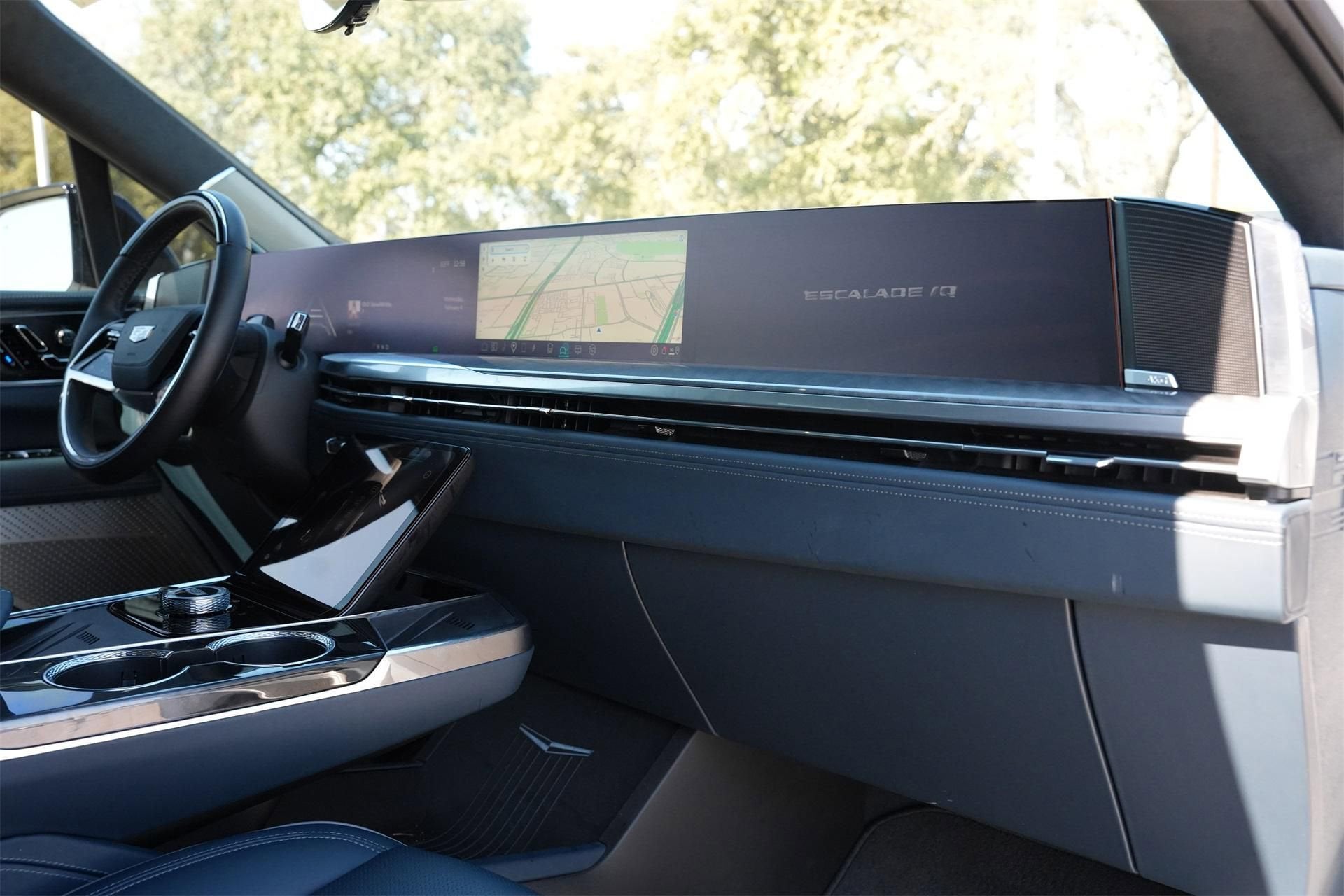 2025 Cadillac ESCALADE IQ Sport 2