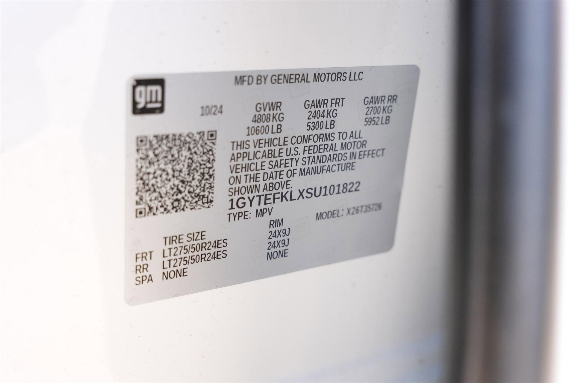 2025 Cadillac ESCALADE IQ Sport 2