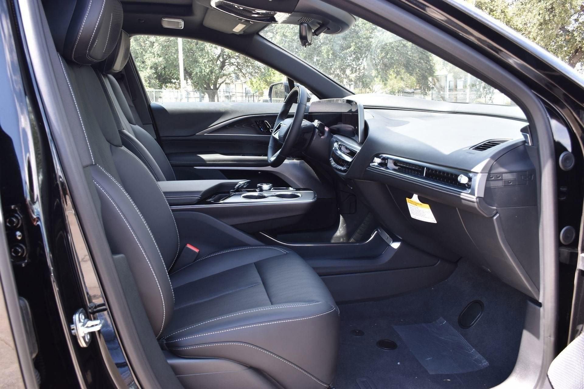 2026 Cadillac LYRIQ V-Series