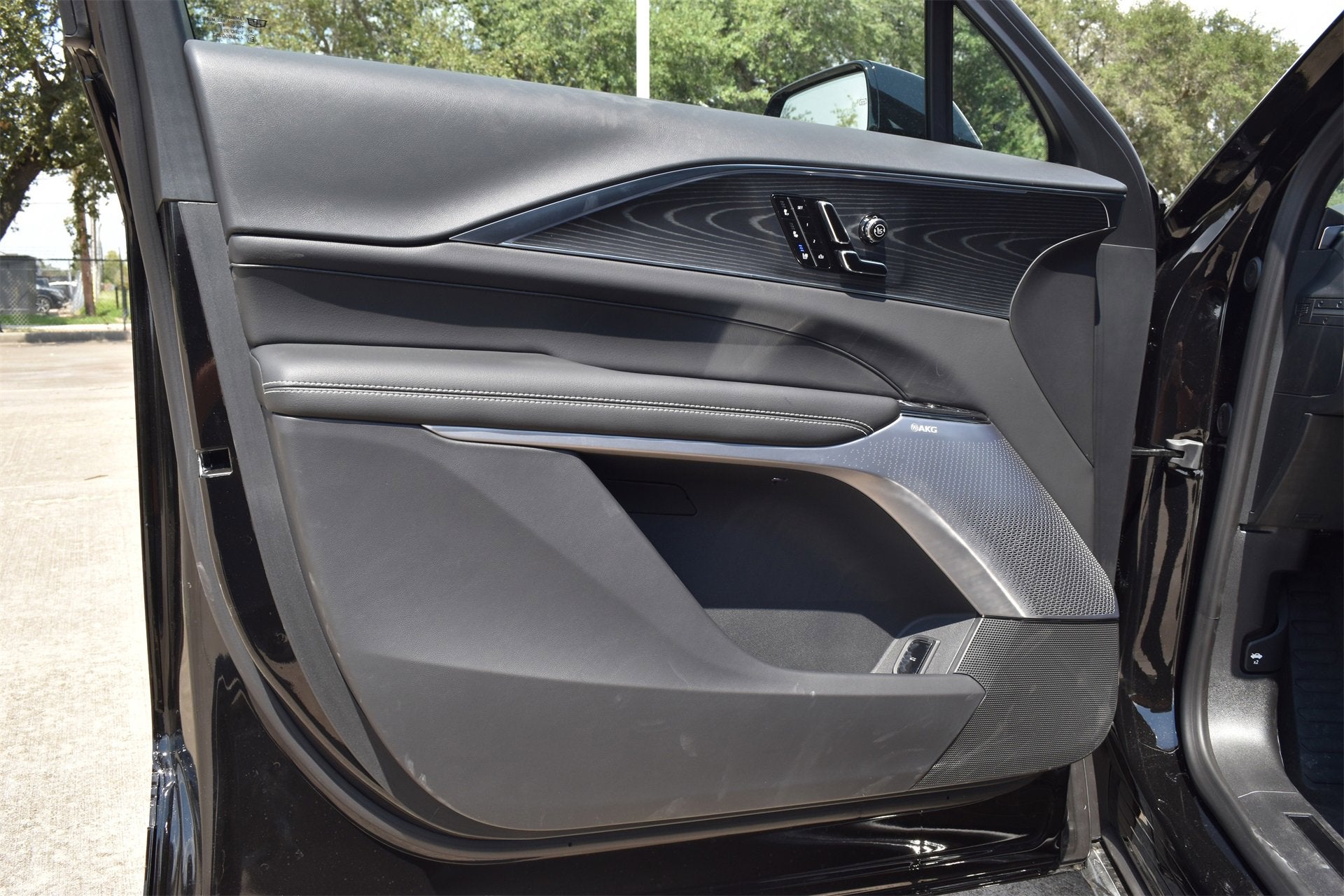 2026 Cadillac LYRIQ V-Series