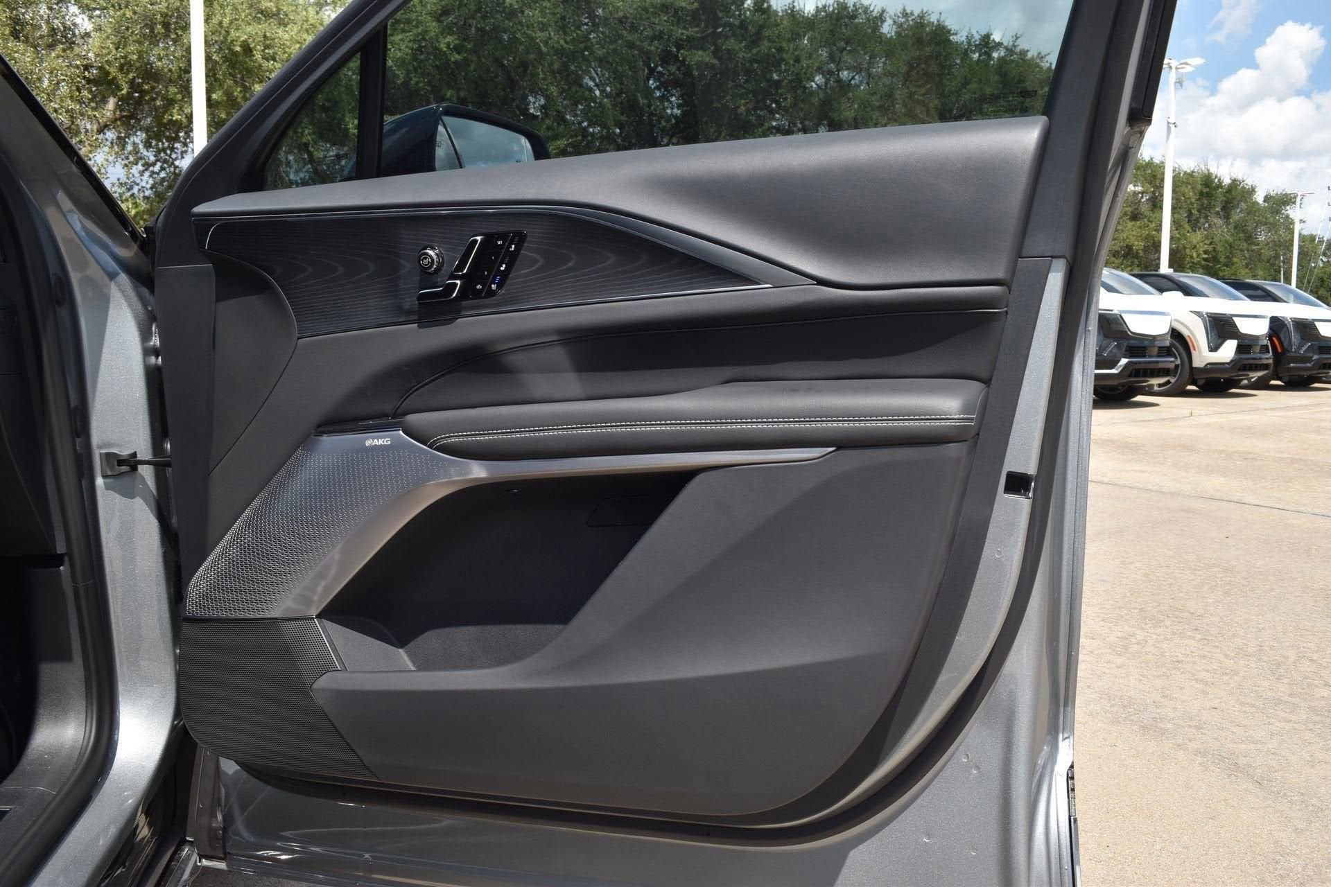 2026 Cadillac LYRIQ V-Series