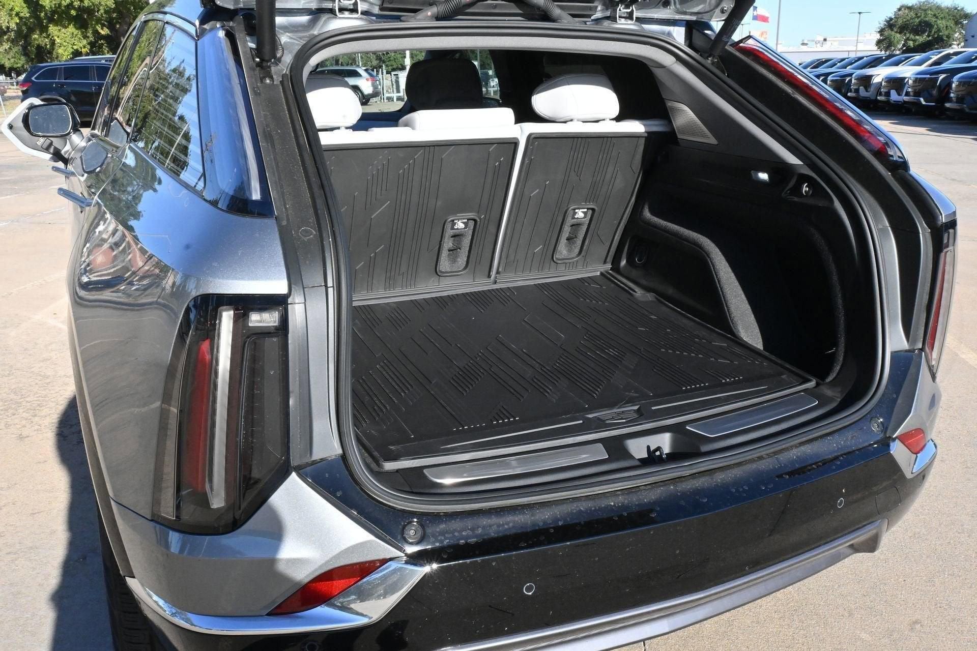 2026 Cadillac OPTIQ Luxury