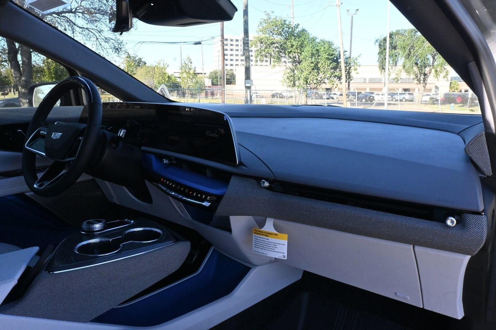 2026 Cadillac OPTIQ Luxury