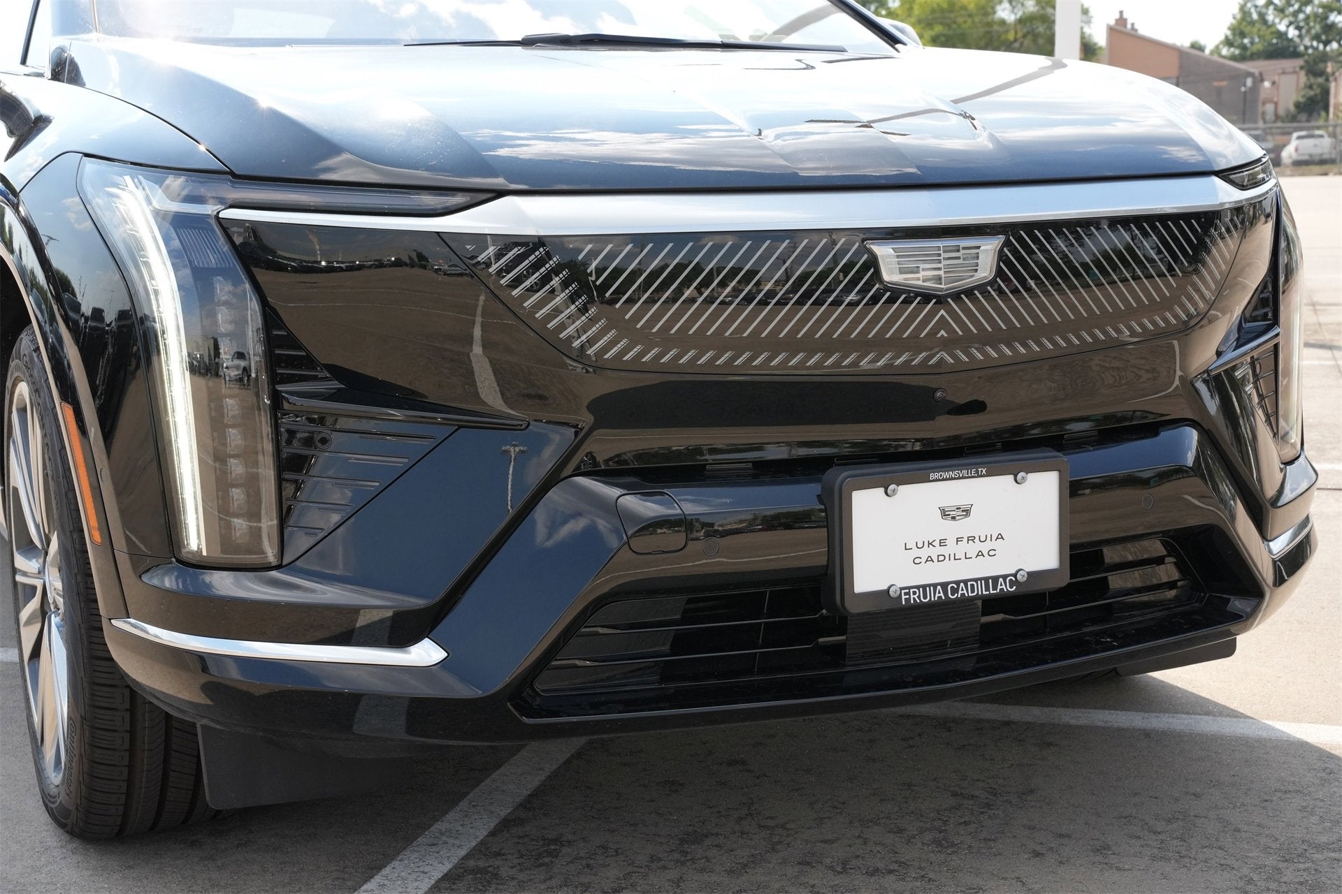 2025 Cadillac OPTIQ Luxury 2